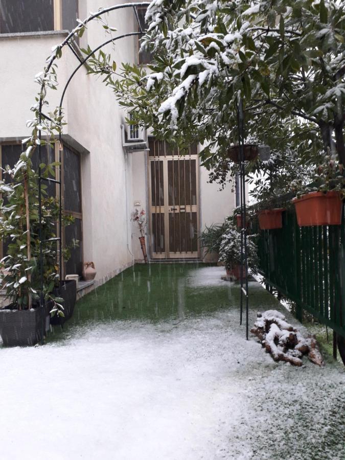 House Rose Apartment ภายนอก รูปภาพ